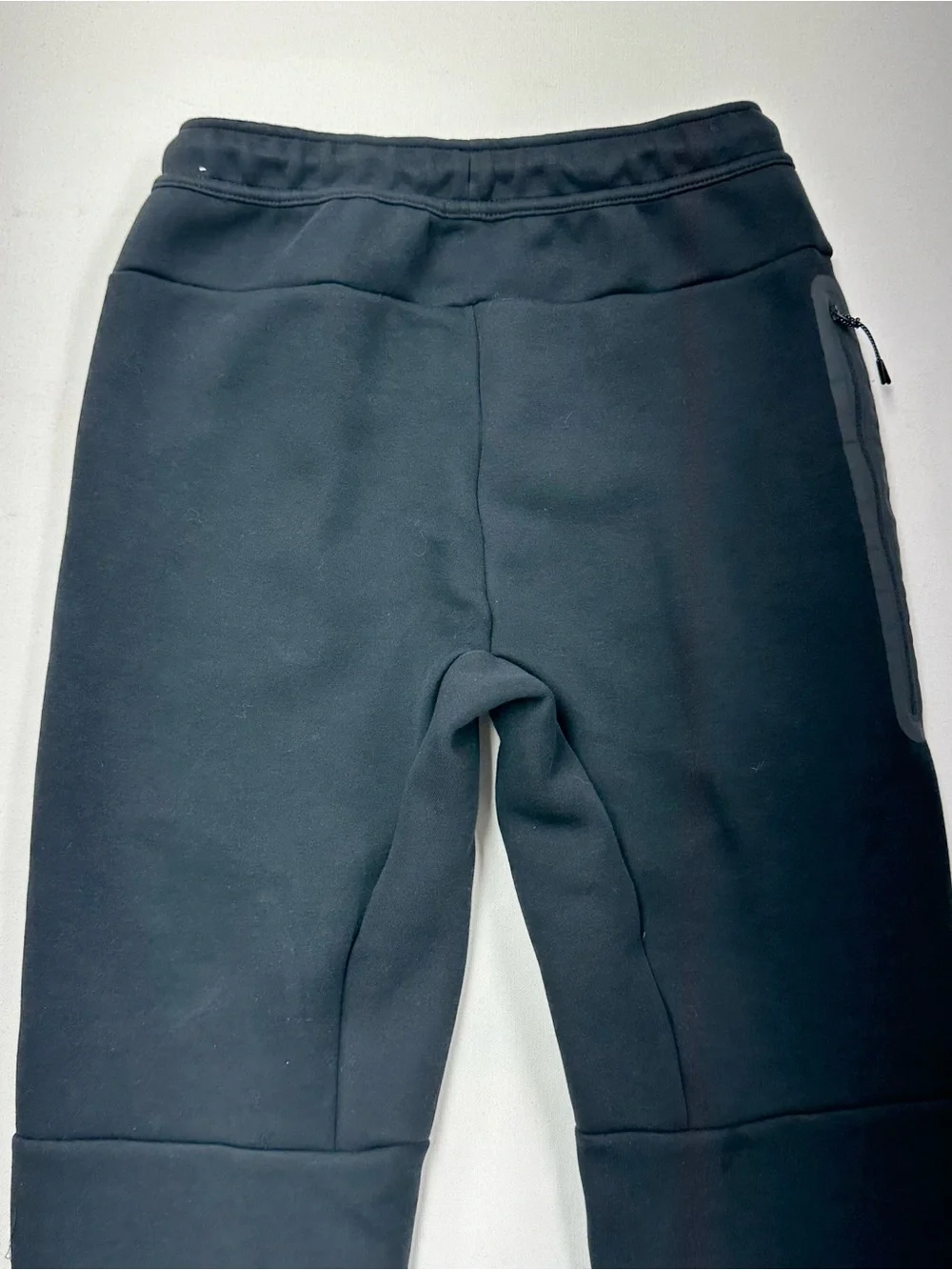 Nike Tech Fleece Joggers Sweatpants Men’s Medium Black Gray Active Training Gym